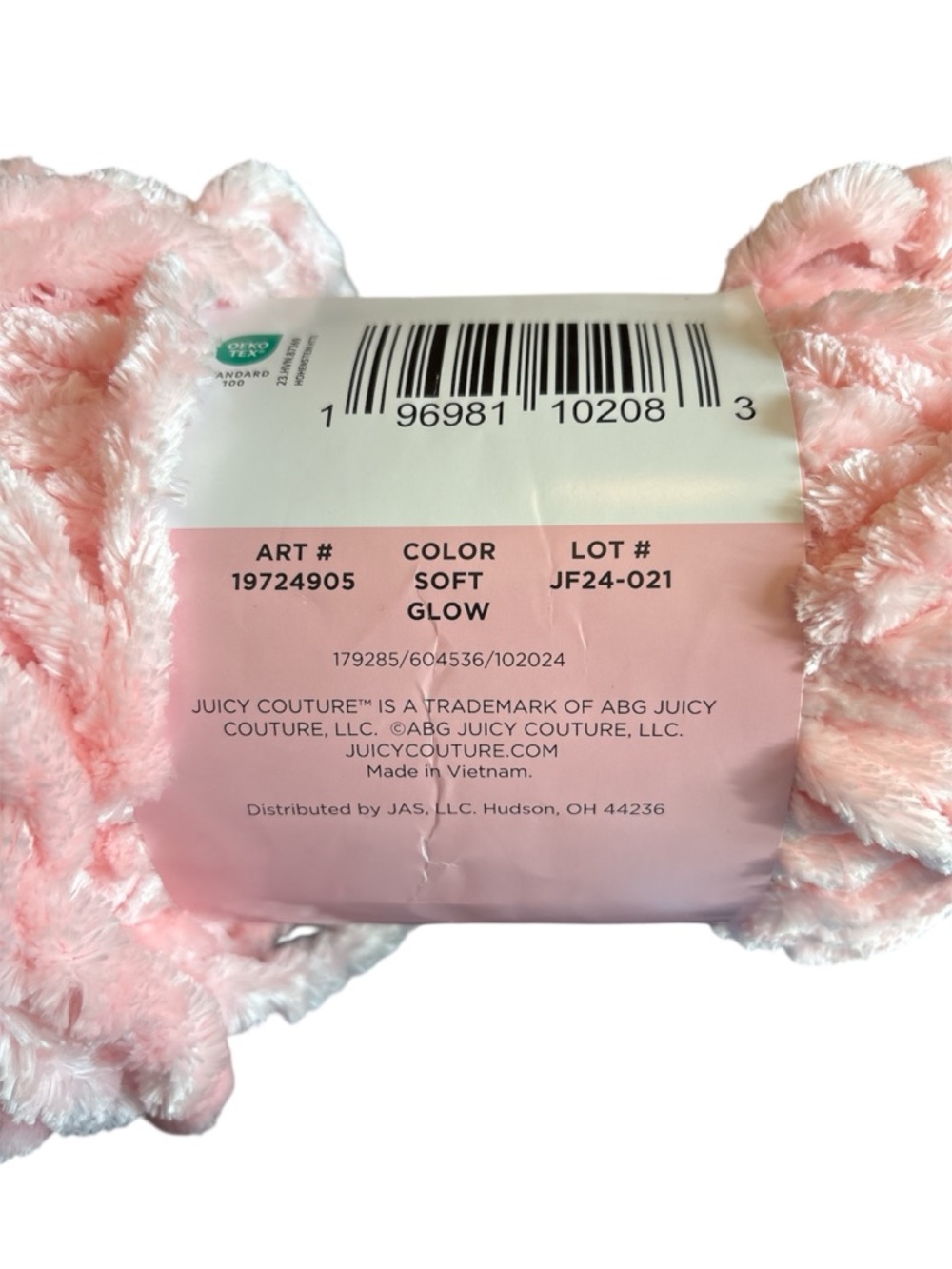 Juicy Couture Soft Glow Luxe Velvet Yarn - Pink - Picture 2 of 2